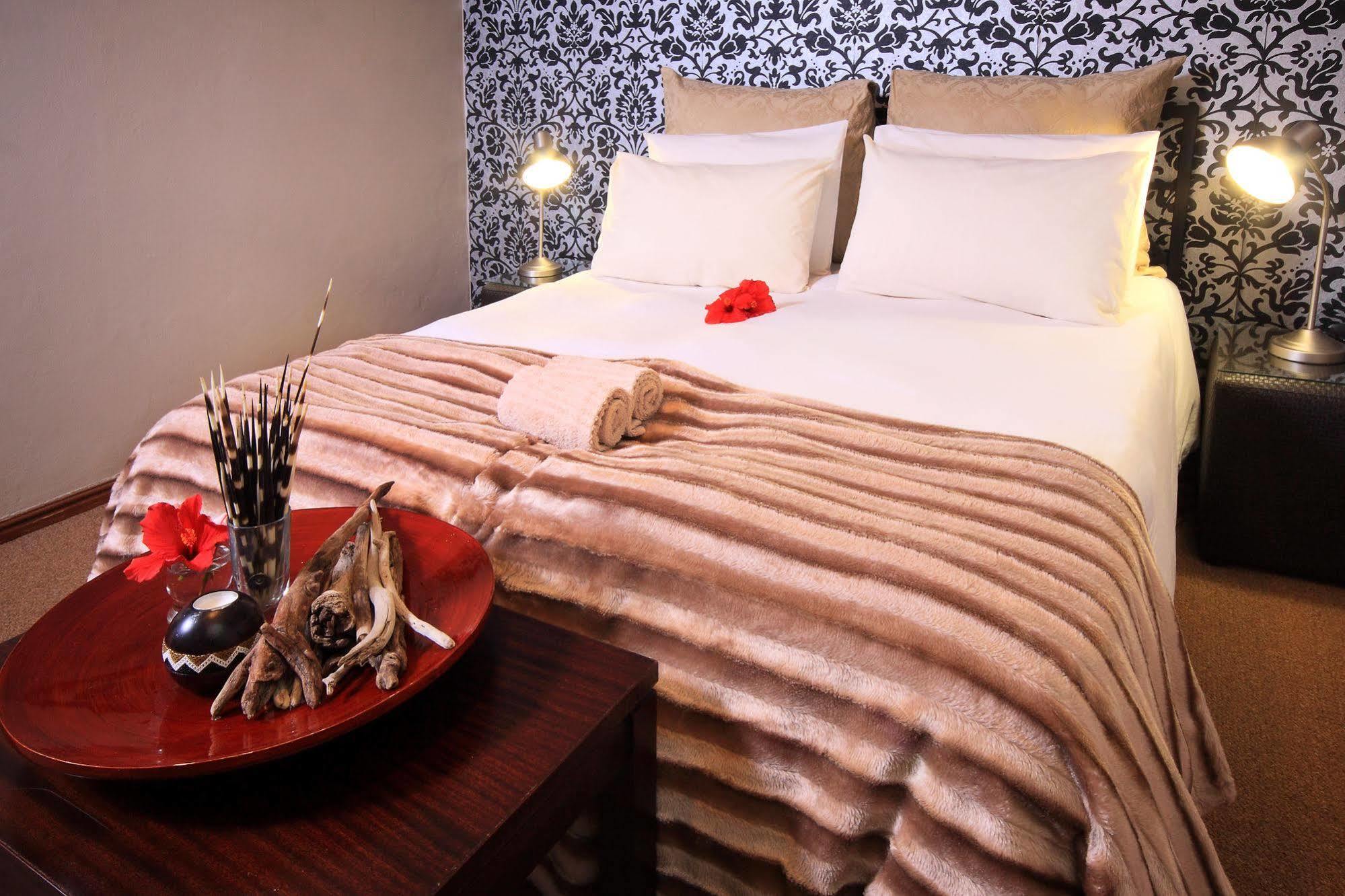 Thatchwood Country Lodge St Francis Bay Eksteriør billede