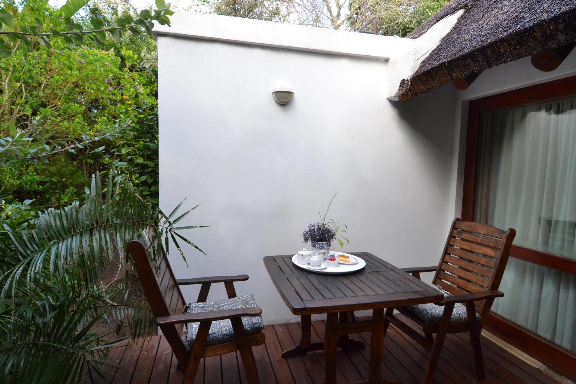 Thatchwood Country Lodge St Francis Bay Eksteriør billede